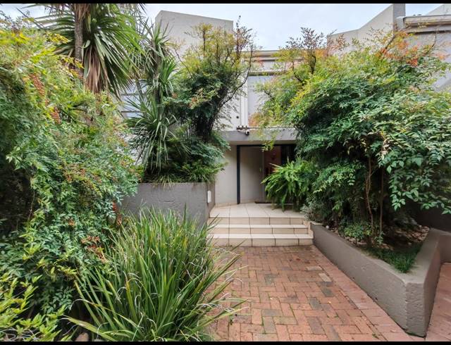 3 BEDROOM TOWNHOUSE FOR SALE IN THREE RIVERS